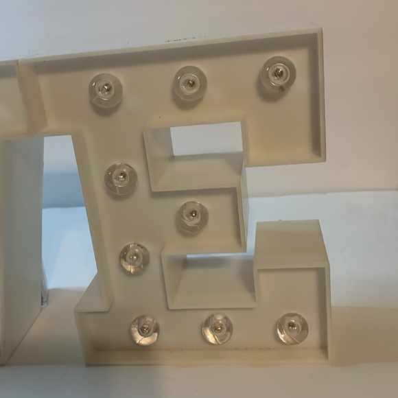 LOVE Letters Light up Size is Approximately 6 1/4 x 5  Plastic Used - Picture 6 of 6